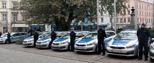 Prezydent Miasta Krakowa przekazał krakowskiej policji 23 nowe samochody #1