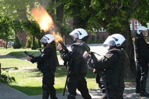 Ćwiczenia Jednostki Specjalnej Polskiej Policji EULEX w minionych latach.