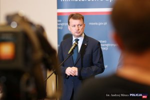Minister Mariusz Błaszczak nagrodził policjantów za akcje we Wrocławiu i Warszawie #7