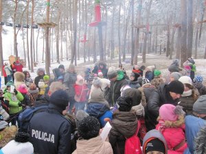 Zimowe pokazy służb ratowniczych nad Jeziorem Czarnym we Włocławku