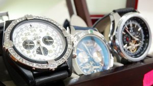 Zabezpieczono podrobione zegarki warte ponad pół miliona złotych