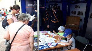 Biuro Historii i Tradycji Policji KGP na największym w Polsce spotkaniu kolekcjonerów i pasjonatów