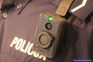 Dziś na terenie Wrocławia ruszają pierwsze patrole wyposażone w kamery na mundurach