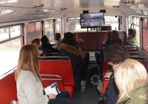 Wizyta londyńskiego autobusu informującego o zagrożeniach związanych ze współczesnym niewolnictwem