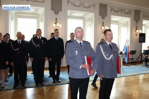 Policjanci z Wydziału Ruchu Drogowego Komendy Miejskiej Policji w Legnicy