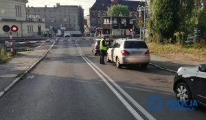 Działania policjantów ruchu drogowego pn. „Bezpieczny przejazd - szlaban na ryzyko”