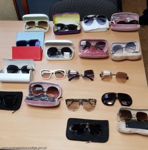 zabezpieczone przedmioty okulary przeciwsłoneczne