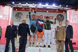 Zwycięzcy Mistrzostw Polski Służb Mundurowych w kolarstwie szosowym, fot. ŻTC Bike Race