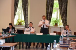 Zdjęcie przedstawia naradę kadry kierowniczej służby logistycznej Policji