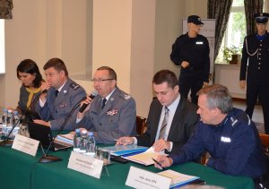 Zdjęcie przedstawia naradę kadry kierowniczej służby logistycznej Policji