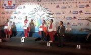 Sierż. Ilona Działa policjantka IV komisariatu w Lublinie, która zdobyła złoty medal w indywidualnych walkach w kategorii 56kg, na podium