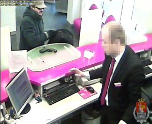 Poszukiwany sprawca napadu na bank