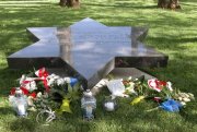 Odsłonięto pomnik upamiętniający Cmentarz Żydowski w Pile