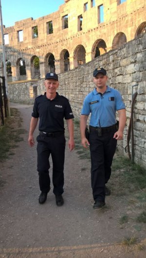 Patrol pieszy z Chorwatem