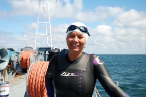 Kobieca Pływacka Morska Sztafeta Policyjna