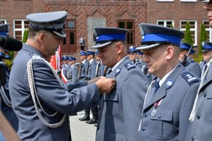 Komendant Główny Policji odznaczył najbardziej zasłużonych policjantów słupskiej Szkoły