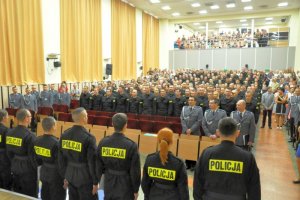Zakończenie szkolenia zawodowego podstawowego w auli Szkoły Policji w Słupsku