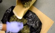 Zabezpieczone 2 kg marihuany i 5 tys. paczek papierosów bez akcyzy