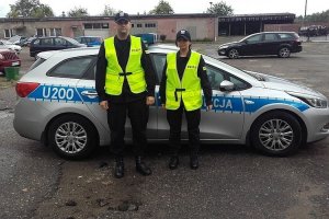 Słuchacze Szkoły Policji w Słupsku podczas służby patrolowej na ulicach Kalisza