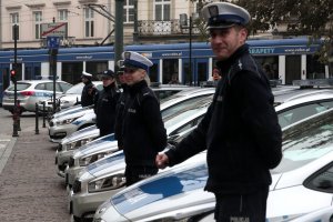 Prezydent Miasta Krakowa przekazał krakowskiej policji 23 nowe samochody #3