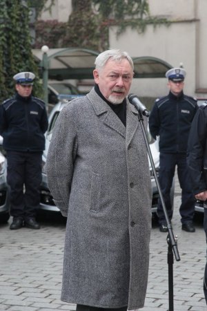 Prezydent Miasta Krakowa przekazał krakowskiej policji 23 nowe samochody #5
