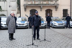 Prezydent Miasta Krakowa przekazał krakowskiej policji 23 nowe samochody #7