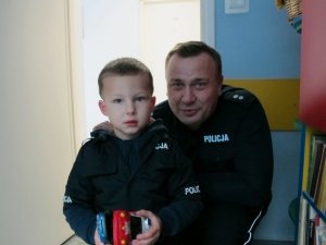 "Podkomisarz Adaś" z policjantem