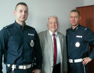 Spotkanie uratowanego mężczyzny z policjantami #3