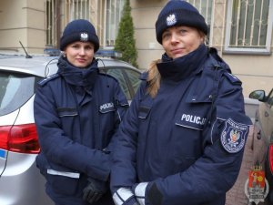 Aspirant Małgorzata Wersocka i st. asp. Katarzyna Dziub - policjantki, które ocaliły życie mężczyźnie