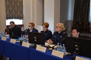Zdjęcie przedstawia naradę kadry kierowniczej służb logistycznych Policji