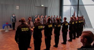 Ślubowanie nowo przyjętych policjantów KWP w Krakowie #6