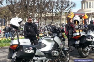 zlot motocyklistów - zaparkowane matocykle
