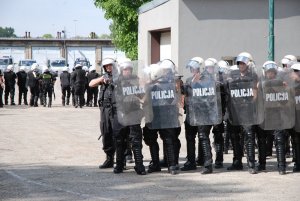 Ćwiczenia policyjnych jeźdźców w katowickim oddziale prewencji #2
