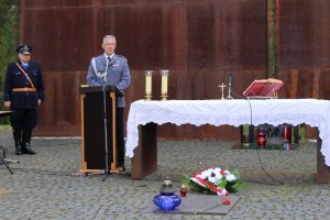 Uroczystości na Polskim Cmentarzu Wojennym w Miednoje