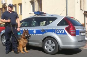 nowy pies Xambo w szeregach Policji