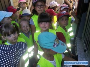 Wizyta dzieci w lubińskiej komendzie