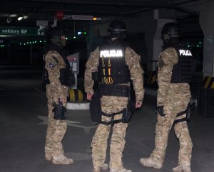 Uzbrojeni terroryści wtargnęli do Centrum Handlowego - ćwiczenia służb