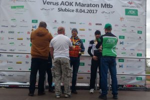 Zwycięzcy Maratonu MTB w Słubicach w tym sierż. sztab. Tomasz Kołogryw z Komisariatu Policji w Szprotawie
