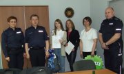 Komendant Powiatowy Policji w Wadowicach podziękował za wzorową postawę obywatelską 15-letniej gimnazjalistce