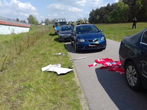 Policjanci zapobiegli kibolskiej napaści na autostradzie