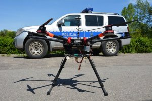 Stołeczni policjanci uczestniczyli w szkoleniu na temat &quot;dronów&quot;