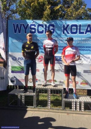 Chojnowski policjant zdobył złoto w Mistrzostwach Polski w kolarstwie szosowym policjantów