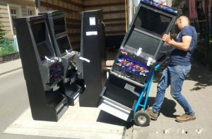 Funkcjonariusze zabezpieczyli kolejne nielegalne automaty do gier