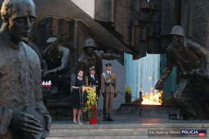 Uroczysta Polowa Msza święta i Apel Poległych podczas obchodów 73. rocznicy Powstania Warszawskiego