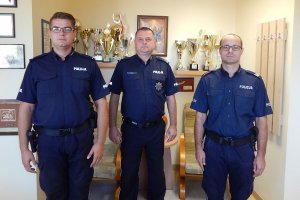 Komendant dziękuje policjantom z Radziejowa za uratowanie mężczyzny