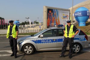 Policjanci zabezpieczają Eurovolley Poland 2017