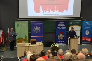 Konferencja o bezpieczeństwie z udziałem Ministra Błaszczaka