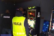 Policjanci uderzyli w nielegalny hazard