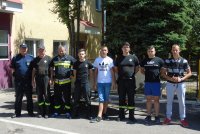 Kierownik posterunku w Dobrzyniu nad Wisłą wspólnie z OSP uratowali tonącego nastolatka