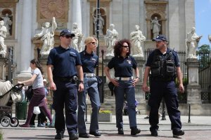 Polsko-włoskie patrole na ulicach Krakowa